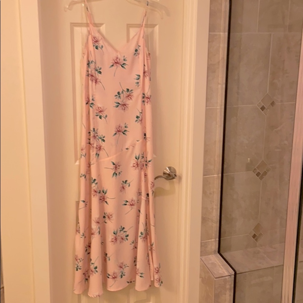 V Neck Midi Dress